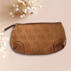 Dooney & Bourke Wristlet